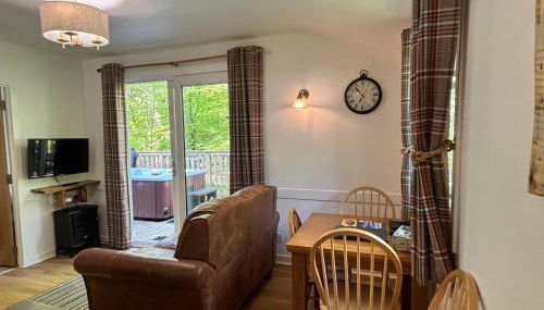 Fern Lodge 11 with Hot Tub - Foto 2