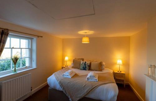 Hawthorn Farmhouse - Photo 36