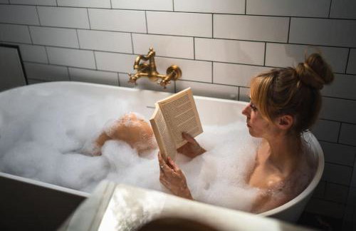 The West End Loft - 5* Retreat - Private Parking! - Foto 19