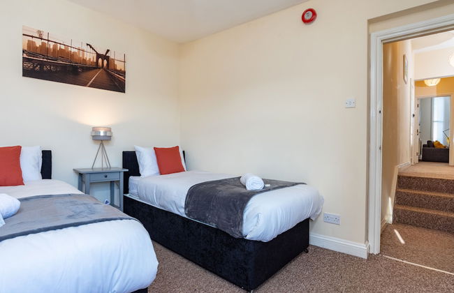 Ford Park Apartment - Photo 5