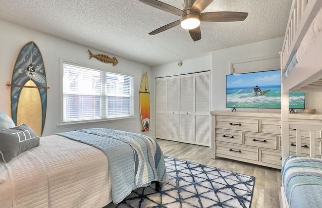 Pier Pressure Beachfront w Pool - Foto 50