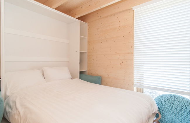 Detached Eco Chalet Near the Shores - Photo 2