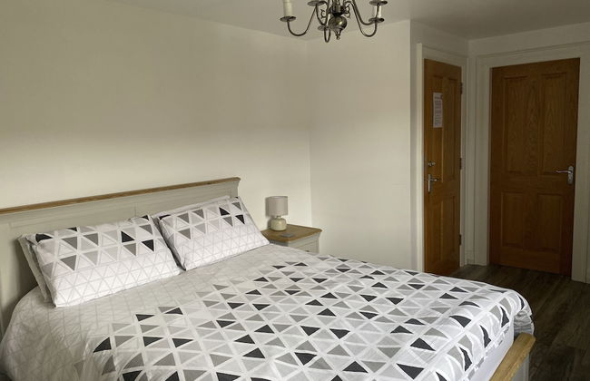 Rostrevor Valley Holiday Park- En-suite Rooms with Hot tub and Private Car Service - Foto 12