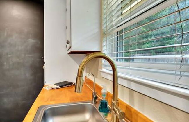 New Cozy Retreat Located 15 Minutes to Waco - Foto 15