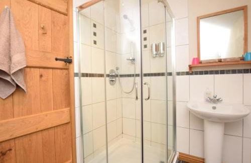 2 Bed in Whaley Bridge oc-pk741 - Photo 8