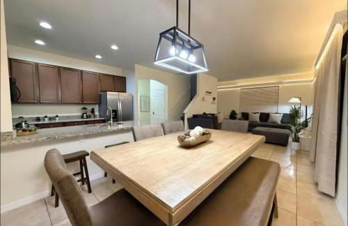 Family Home 20 min Disney 4BR Heated Pool BBQ - Foto 80