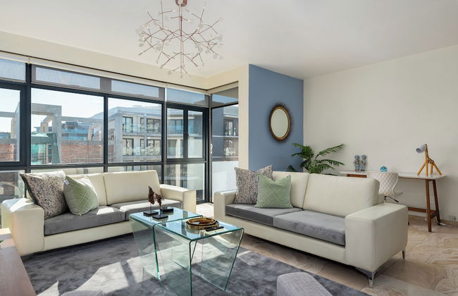 Storeleigh 302 - Photo 1