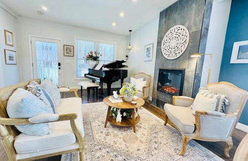 French Provincial with Grand Piano- Steps from DC - Foto 1