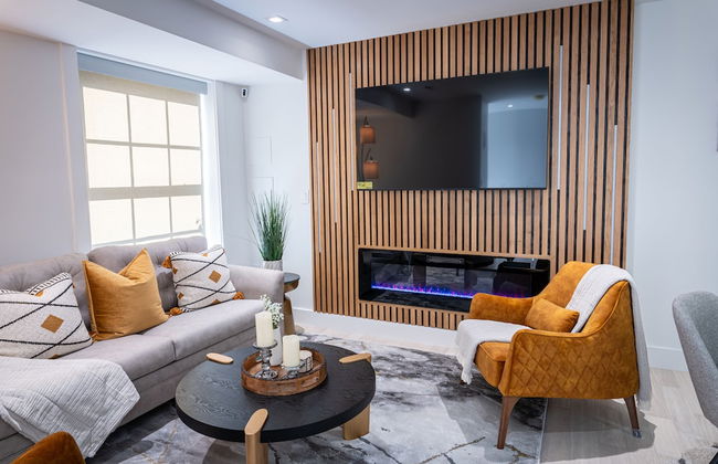 Townhouse on Canal - Photo 12