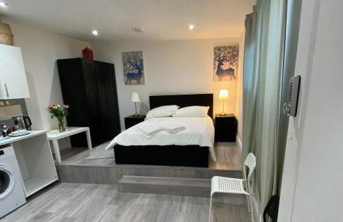 Studio Sleeps 3 - Outdoor Space - Pet Friendly - Foto 9