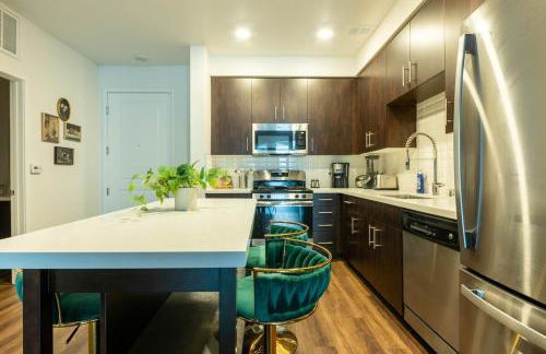 Modern Serenity Apartment for a Comfortable Stay - Foto 29