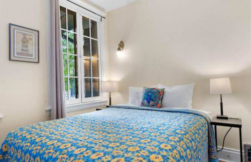 3BR Home Large Kitchen Mins To DwnTwn - Photo 8