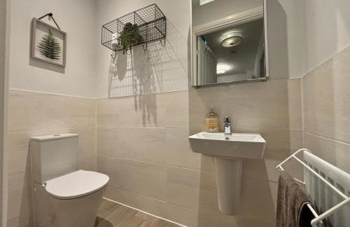 Show home Chester, Chester Zoo, Cheshire Oaks - Photo 23