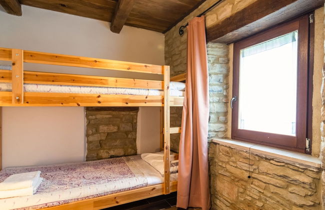 Beautiful Apartment in Sestino With Garden - Photo 10