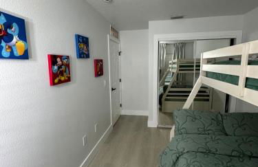 Family stay Near Disney - Foto 17