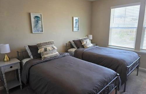 Relaxing Modern 3 BR Home - Queen Bd - North JAX - Foto 20