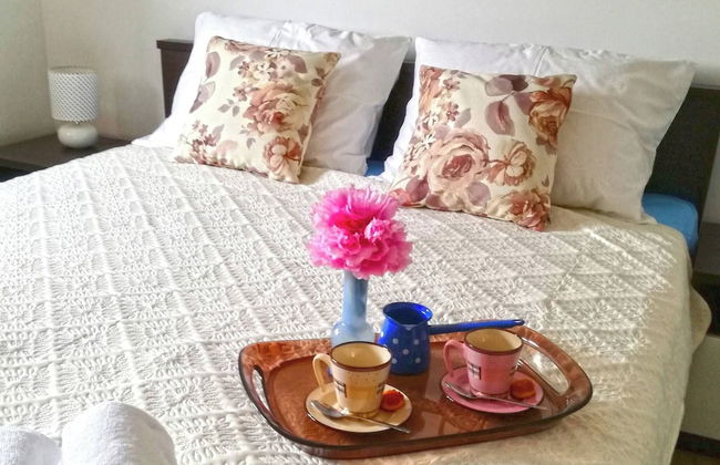 All New Seafront Apartment Yvonne, Sleeps 5 - Foto 3