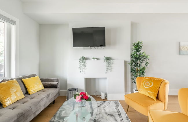 GLOBALSTAY. Fancy Downtown Apartments - Photo 35