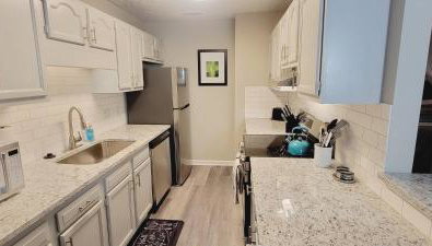 Studio 409 Spring Lake - Fayetteville Near Fort Brag - Accessible 1st Floor with Self Check-in and Premium Wifi - Foto 2