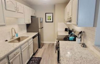 Studio 409 Spring Lake - Fayetteville Near Fort Brag - Accessible 1st Floor with Self Check-in and Premium Wifi - Foto 1