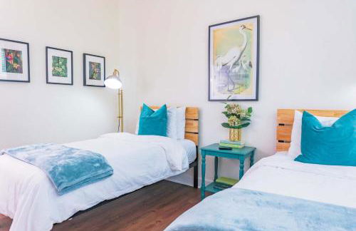 The Lotus Suite Newly Built Upscale Central - Photo 37