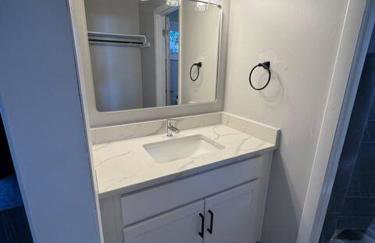 Empire Extended Stay - Foto 22