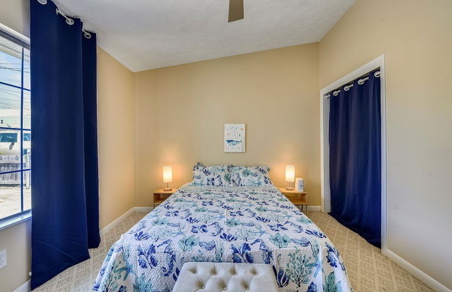 Emerald Sunset by Book That Condo - Photo 5