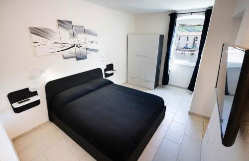 The House On The River - Foto 3