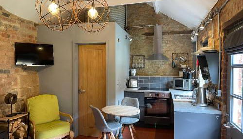 Topiary Barn - Stylish Accommodation in Rutland - Photo 3