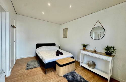 Studio lumineux avec balcon - Calme et idéal - Foto 5