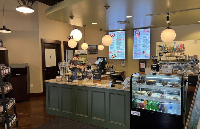 Washburn Hotel Suites - Photo 28