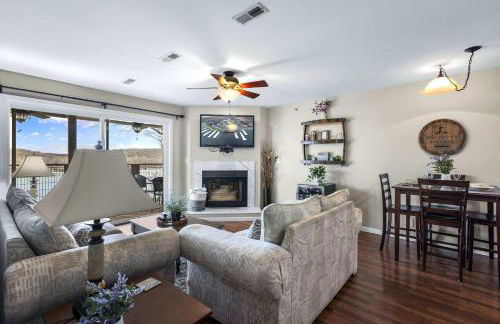 Family Lakefront Oasis - Picture Perfect Retreat - Foto 18