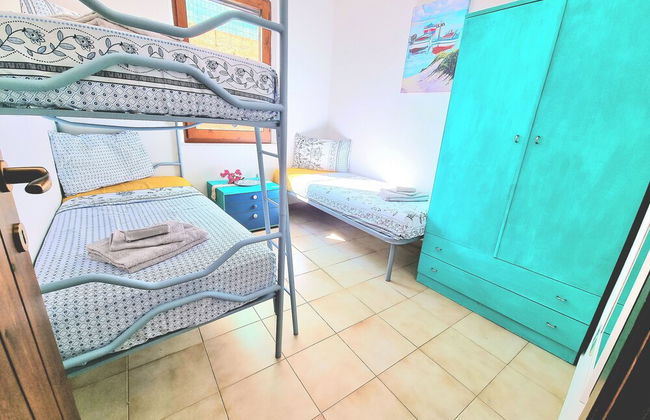 4 Bedroom Villa With Garden 3 min Walk From Beach! - Foto 6