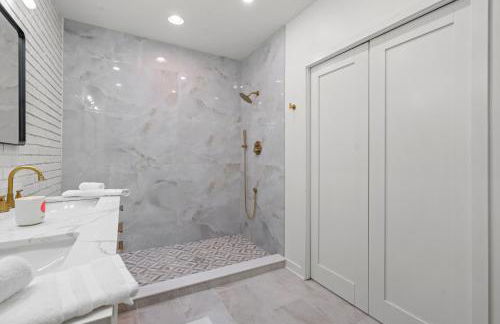 Luxury Lake House in SC With Mountain Views! - Foto 8