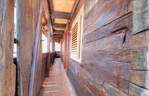 Amazing Home In Netretic - Photo 20