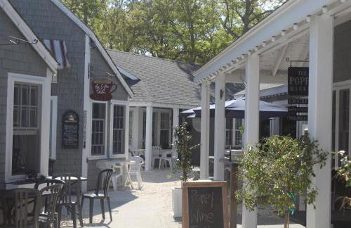 Exceptional New Seabury Mews Property - Photo 25