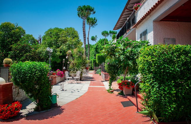 Residence al Lago - Photo 1