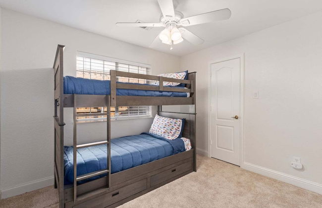 Home Pool 15 Minutes from DFW Airport - Foto 2