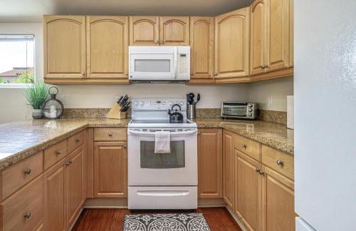 Encinitas Paradise | Seabluffe Gated Community w/ Beach Access - Foto 51