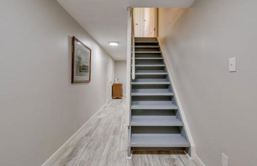 Home with Hot Tub and Deck about 3 Mi to Ark Encounter! - Foto 18