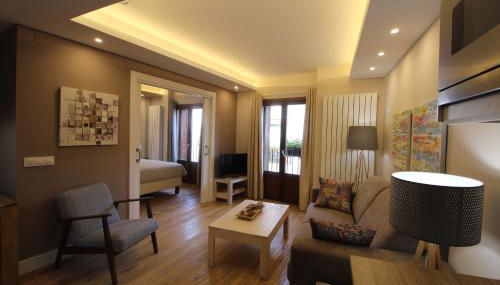 Apartamentos Turísticos Ezcaray - Photo 5