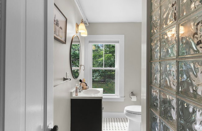 TuckAway Suites at East Branch - Foto 103