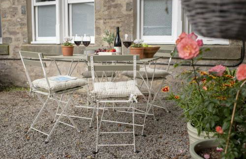 Number Three - Photo 21