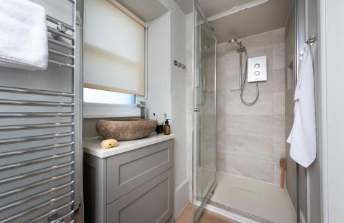 The Rest House - Photo 14