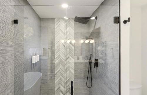 Pickleball, Htd Pool, Mini-Golf | 10 min to beach - Foto 37