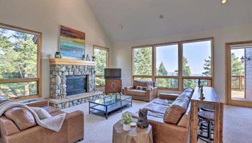Spacious Evergreen Home with Picturesque Views - Foto 3