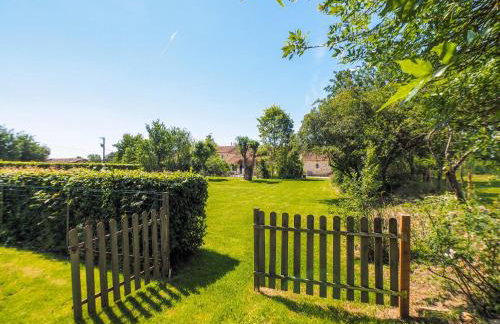 Holiday Home in Saint-laurent-de-la-salle With Pool - Foto 70