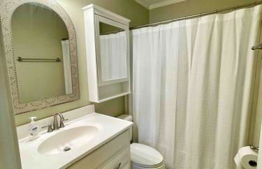 Lowcountry Oasis - 3 bed 2 bath - 5 min to beach - Photo 12