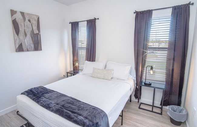 Spectacular 3 BR 2 5 BA Apt Near Downtown - Foto 12