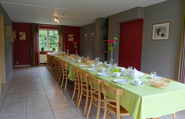 Spacious Retreat by Lake - Photo 28